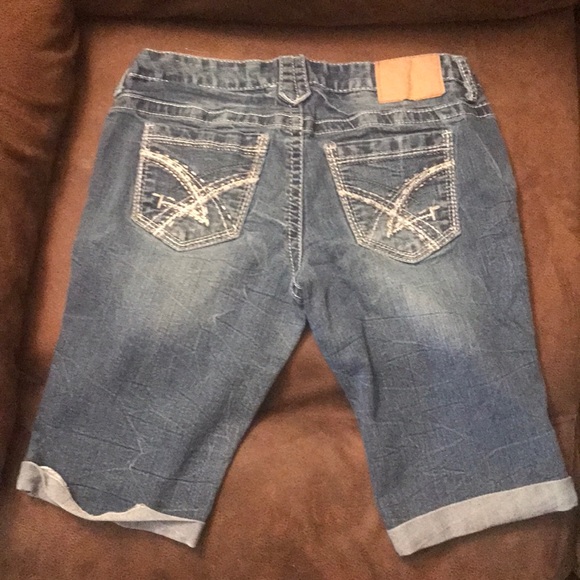 Amethyst Denim Shorts - Picture 2 of 2